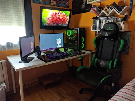 First Post And First Battlestation Work In Progress Desk Setup Room