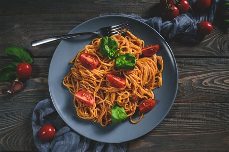 Download Still Life Tomato Meal Pasta Food Spaghetti Hd Wallpaper By