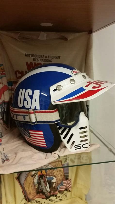 Top 10 retro motorcycle helmets old news club. Bell Nations team Usa Helmet | Vintage helmet, Retro ...
