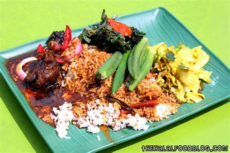 Nasi kandar is a popular northern malaysian dish, which originates from penang. Nasi Kandar Penang Mari - The Halal Food Blog