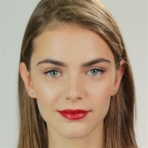 Heres What Top Professional Models Look Like Without Makeup Models
