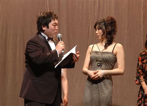 emiko koike and the mc the tokyo reporter