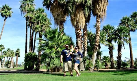 Encanto offers quick access to all the best phoenix has to offer in terms of sports, arts, movies, and dining. Phoenix, AZ: Encanto Park - Little Conquest