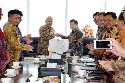 Belum punya akun gov 2.0? Kementerian PPN/Bappenas :: Berita
