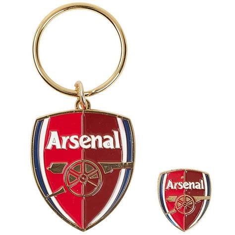 See more ideas about arsenal badge, arsenal, arsenal fc. Arsenal Crest Keyring and Badge Set | Badges, Keyrings ...