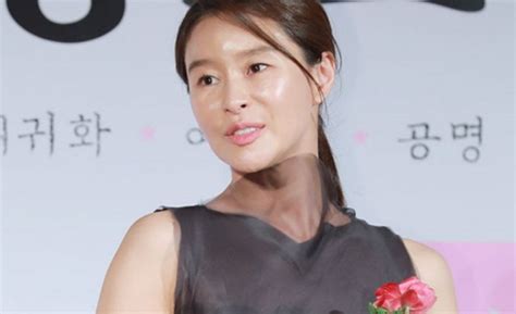 Biodata Profil Dan Fakta Lengkap Aktris Ye Ji Won Kepoper Sexiz Pix