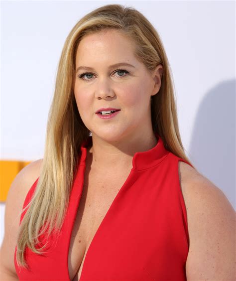 Amy Schumer Amy Schumer Stand Up Special Heading To Netflix She Is One Of Three