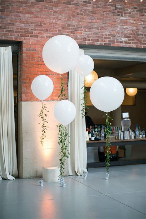 13 Wedding Balloon Décor Ideas To Inspire Your Unique Nuptials Partyslate