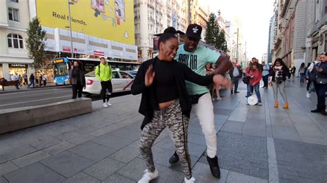 Bailando Festejo Música Afro Del PerÚ En Madrid Variando