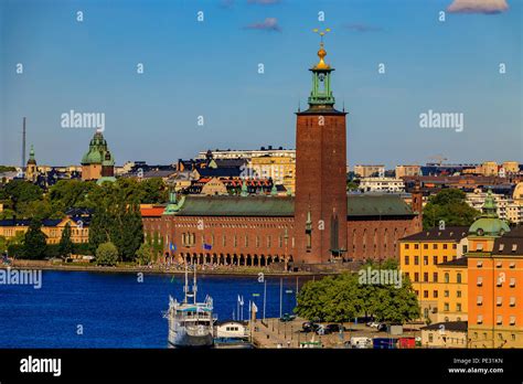 Stadshuset Kungsholmen Stockholm View Hi Res Stock Photography And