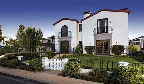 Exquisite Home Set For The Rich And Famous California Home