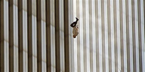 Falling Man Hoe Deze Foto Het Symbool Werd Van 911