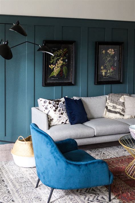 Love This Teal Wall Color Teal Living Room Decor Teal Walls Living