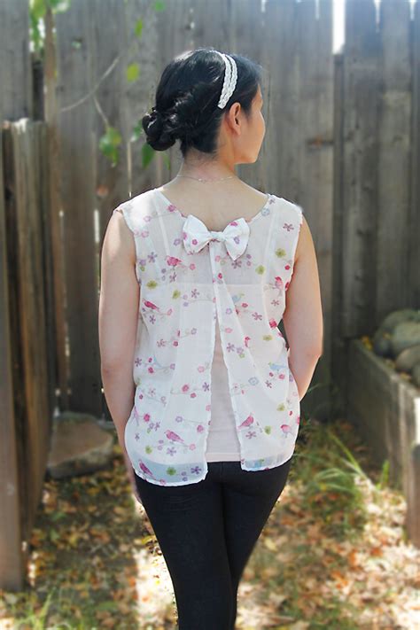 Diy Split Back Bow Shirt Tutorial Yarns And Buttons