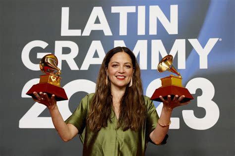Latin Grammy Natalia Lafourcade Gana Premio A Mejor Grabaci N