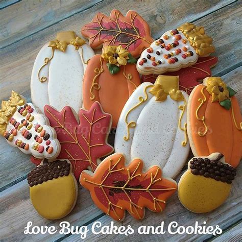Beth Bougie on Instagram: “Classy Thanksgiving Cookies from my beginner