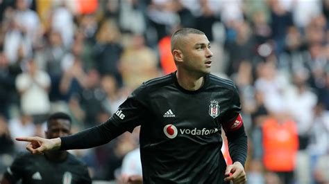 Informações profissionais clube atual lille: Burak Yılmaz, Antalyaspor maçı kadrosunda