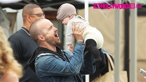 Aaron Paul Takes His Adorable Daughter Story Out Shopping At The Studio