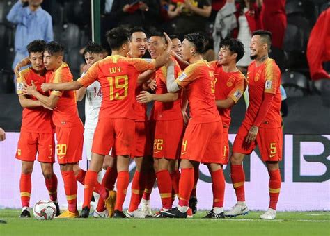 Zhōngguó guójiā zúqiú duì), recognized as china pr by fifa, is the. Short Pants and Long Sleeves: China's Soccer Team Plays ...