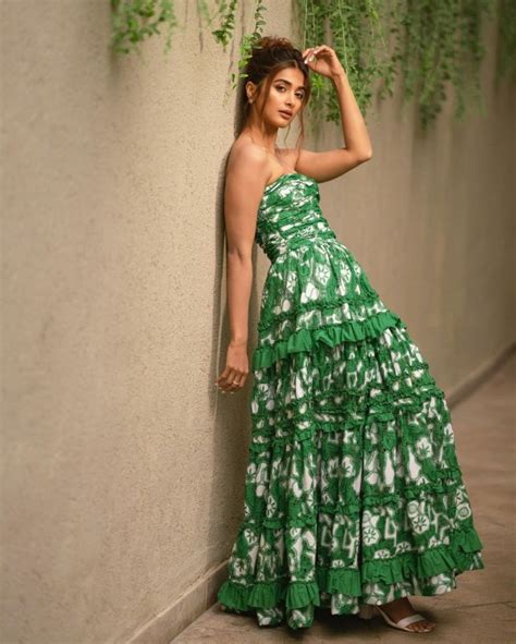 Pooja Hegde Fan Photos Pooja Hegde Pictures Images 80419 Filmibeat