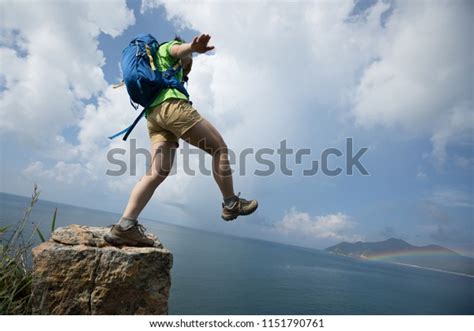 3 People Walking Off Cliffs Stressed Out Images Stock Photos 3d
