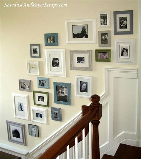 Photo frames have been around for ages to add special atmosphere to your pictures. Little Cove Design: Frame your Blank Wall - Collage of Frames