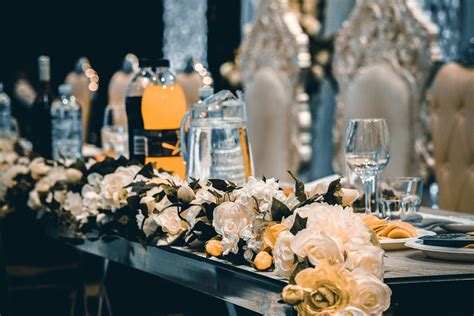 Ten Questions To Ask Yourself When Picking A Wedding Theme My Wedding