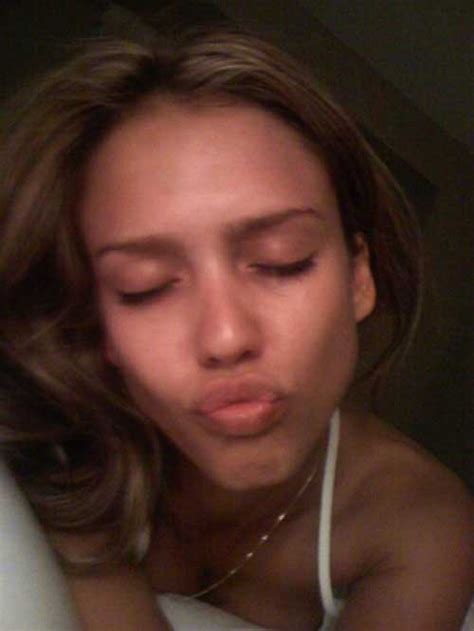 Jessica Alba Nuda ~30 Anni In Icloud Leak Scandal