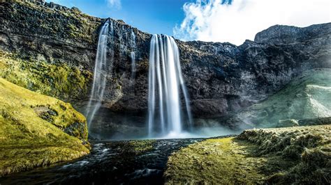 Download Wallpaper Seljalandsfoss Waterfall In Iceland 1920x1080