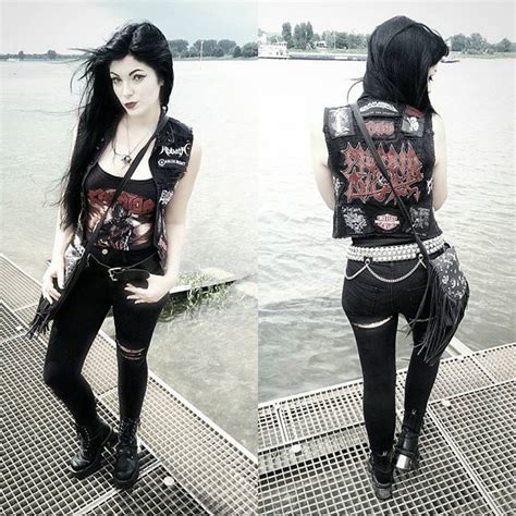 Heavy Metal Mode Heavy Metal Fashion Heavy Metal Girl Dark Fashion Gothic Fashion Metal