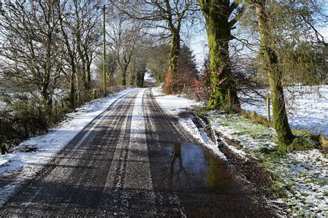 Garvaghy Road © Kenneth Allen Geograph Ireland