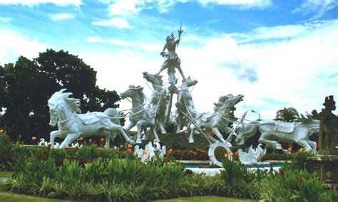 Taman Satria Gatotkaca Bali Dengan Icon Patung Bersejarah