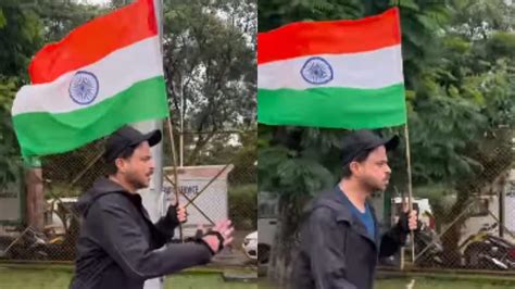 Anil Kapoor Celebrates Independence Day By Sprinting With The Indian Flag Fans Call Him ‘evergreen