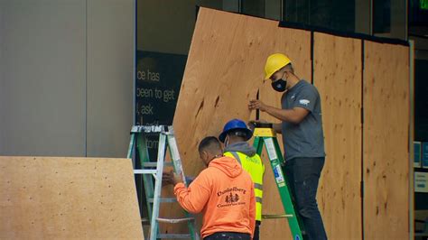 Some Downtown Portland Businesses Prepare For Election Night Protests