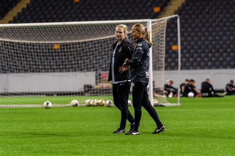 Senast laget spelade i sveriges högsta serie, damallsvenskan , var säsongen 2015 när man kom sist i serien och degraderades därför till elitettan , där man sedan säsongen 2016. Truppen mot Hammarby IF DFF | AIK Fotboll
