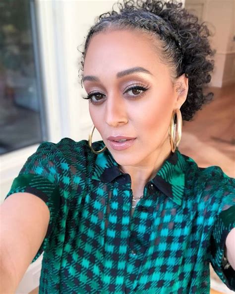 Here S How Tia Mowry Is Stepping Into 2021 In 2022 Natural Hair Styles Tia Mowry Tia And