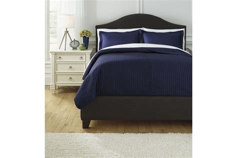 Raleda King Coverlet Set In Navy By Ashley At Gardner White