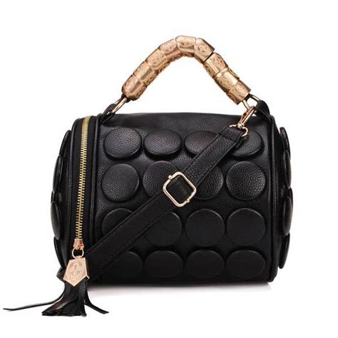 Zoals voor dit model, naar mijn mening, la festin 2020 nieuwe schoudertas kleine portemonnee zwarte crossbody tas maan vorm dames is de moeite waard. Zwarte Suede Bohemian Crossbody Tas Bouffante in de ...