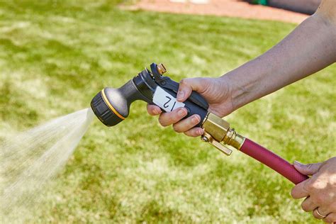 The 9 Best Hose Nozzles Of 2022 Tested By The Spruce