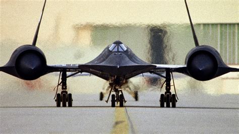 The Real Reason Why The Sr 71 The Fastest Plane Ever Was Retired Whatfinger Wire News