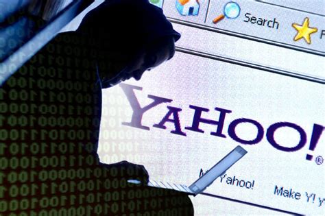 yahoo hack bank accounts at risk after billion passwords stolen daily star