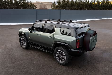 2024 GMC HUMMER EV SUV Is A Large Electric Off Roader Nepal Drives