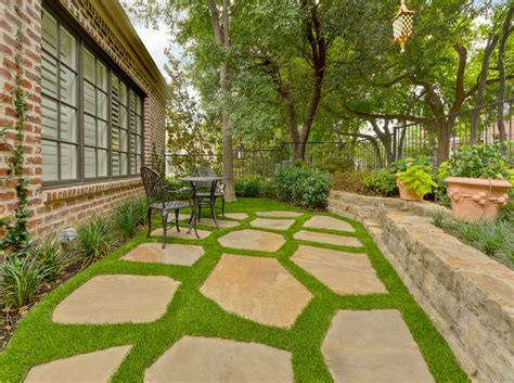 Last july, mariel, and robin held a grand baby shower for their second daughter, hosted by the celebrity mom herself. Private Residence - Intimate Backyard Retreat ...