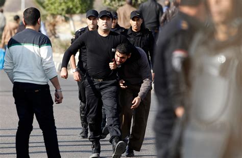 Photo Gallery Morsi Supporters Police Clash In Cairo Multimedia Ahram Online