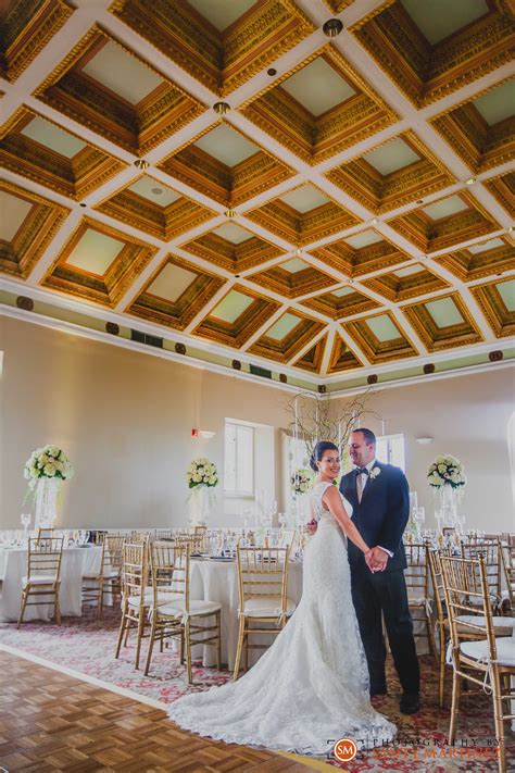 Name your number one wedding fear.if you said rain on your wedding day, you're likely in good company. Wedding Douglas Entrance Miami - Photography by Santy Martinez | Miami photography, Miami ...