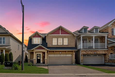 Sold - 3 Bed 3 Bath in Half Moon Bay — New Purveyors - Ottawa Real