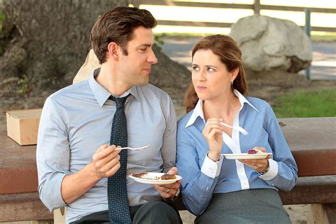 The Office Jim And Pam S 10 Must Watch Episodes Before They Leave Netflix