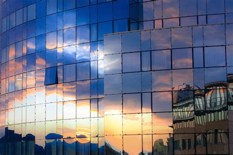 Reflected Building In Windows Hoodoo Wallpaper