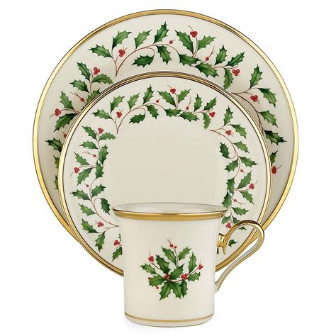 Christmas Dinnerware Sets For The Holiday Season