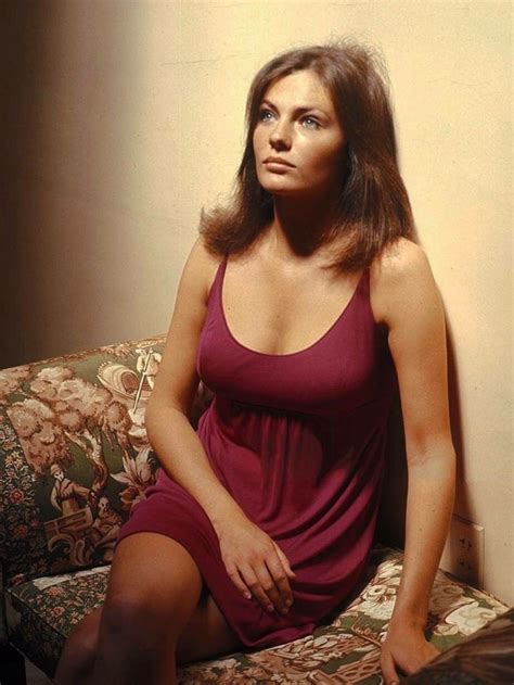 Jacqueline Bisset 1968 By Ron Galella Classic Actresses Beautiful